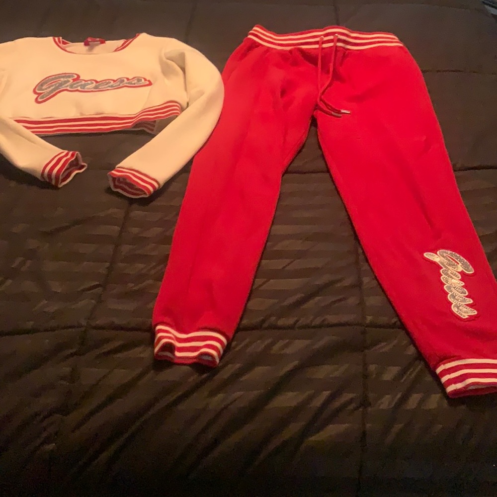 Guess tracksuit